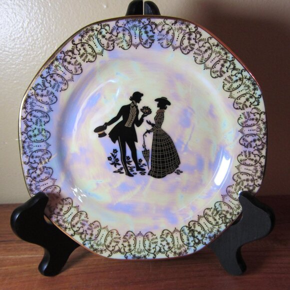courting couple silhouette lusterware plate MZ Czechoslovakia vintage (W4917) - Picture 1 of 7